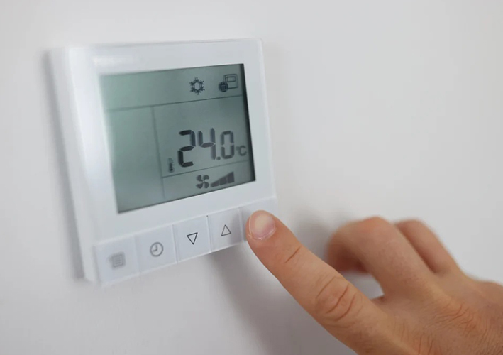 Ahorra en energía y reduce el costo de tu factura, ajusta el termostato, ajusta la temperatura, formas de ahorrar en factura de luz